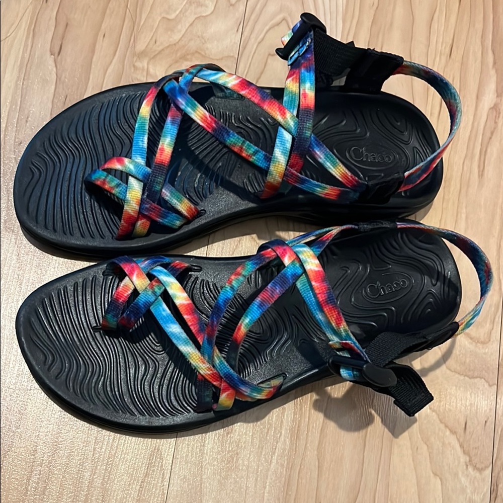 Chaco Women's tie dye rainbow Sandals